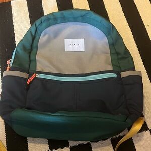 STATE Kids' Green and Gray Backpack